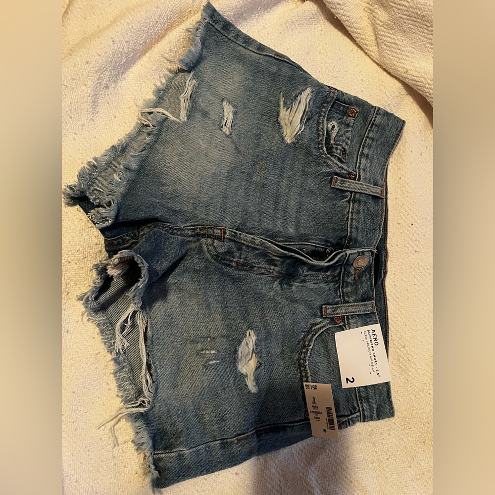 Aeropostale boyfriend short 2.5”
